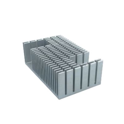 OEM Aluminio extrusión del disipador de calor Plata alta conductividad térmica