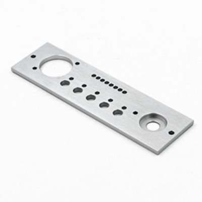 Ingeniería de hardware resistente a la corrosión del panel frontal de aluminio de precisión
