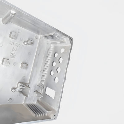 Casas de fundición a presión de aluminio de plata Diseño versátil para una fuerte resistencia a la corrosión