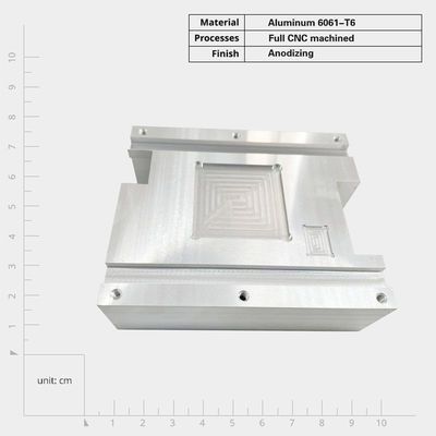 Piezas de mecanizado CNC personalizadas Las aletas de refrigeración de aluminio mecanizado por CNC 5 mm Alturas de las aletas 2 mm Término de las aletas