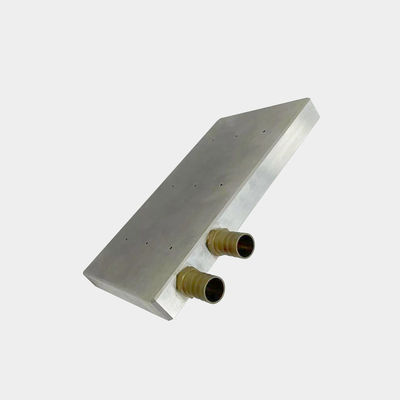 Conducción de tornillo de montaje de aluminio placa de frío disipador de calor para diversos dispositivos electrónicos
