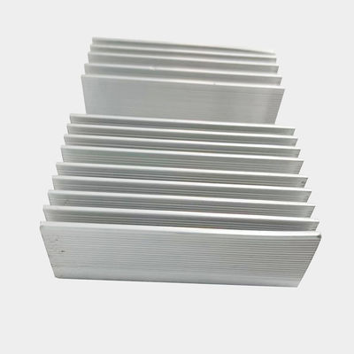 Profile de aluminio resistente a la corrosión Lavabo de calor de extrusión de aluminio Lavabo de calor con disipación de calor eficiente
