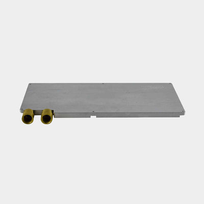 El sumidero de calor de placa fría de aluminio con alta velocidad de flujo y método de montaje por tornillo