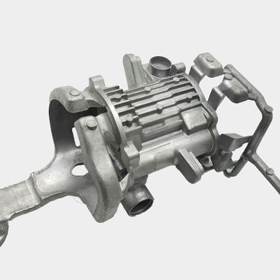 Alta calidad de aleación de aluminio piezas de coches de fundición de piezas nuevas de dirección automática piezas de metal de la hoja de fundición de piezas de fundición